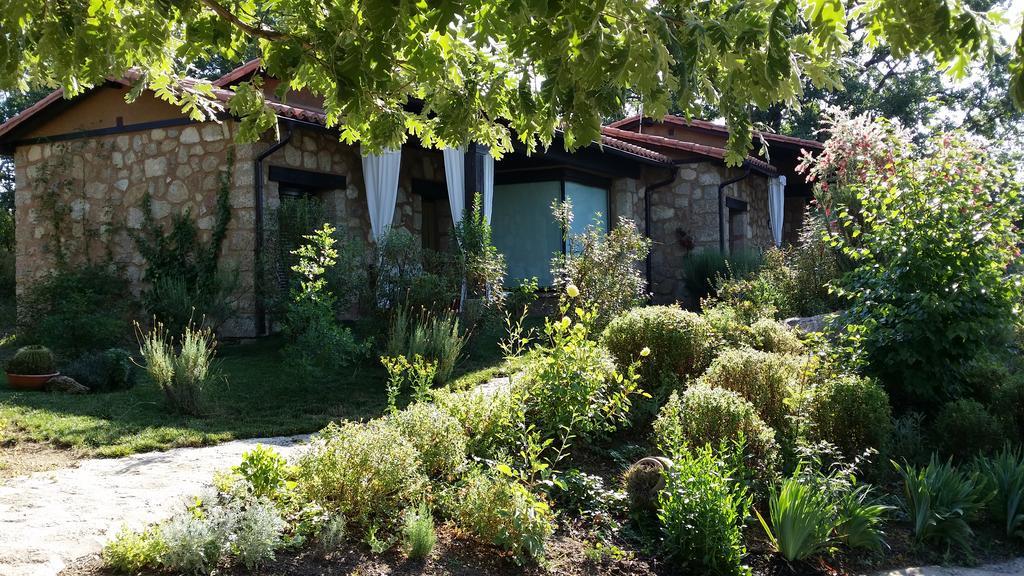Apartamentos El Roble Valverde de la Vera Luaran gambar