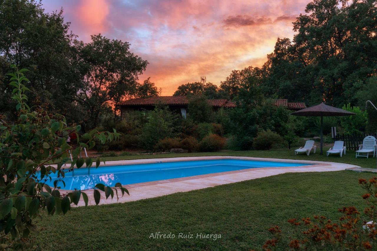 Apartamentos El Roble Valverde de la Vera Luaran gambar