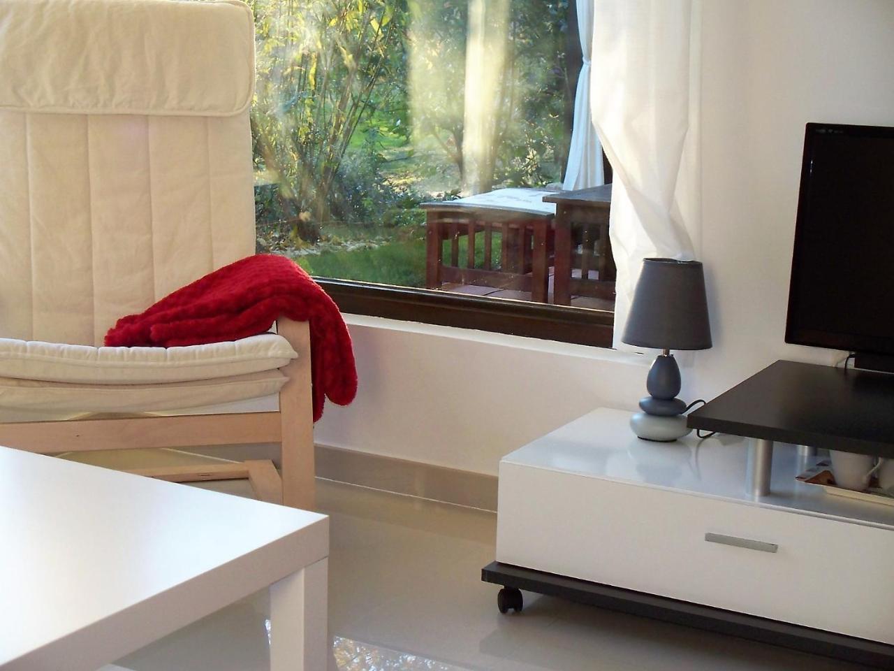 Apartamentos El Roble Valverde de la Vera Luaran gambar