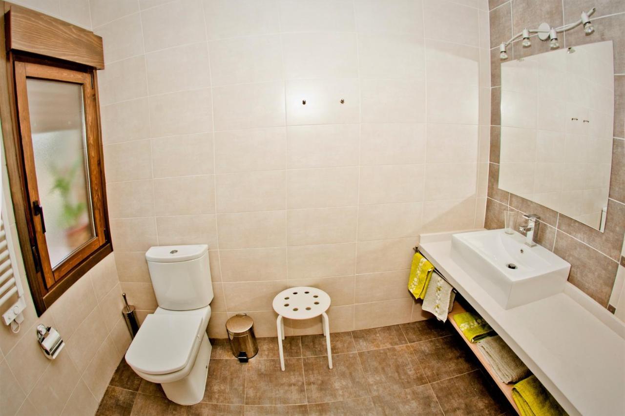 Apartamentos El Roble Valverde de la Vera Luaran gambar