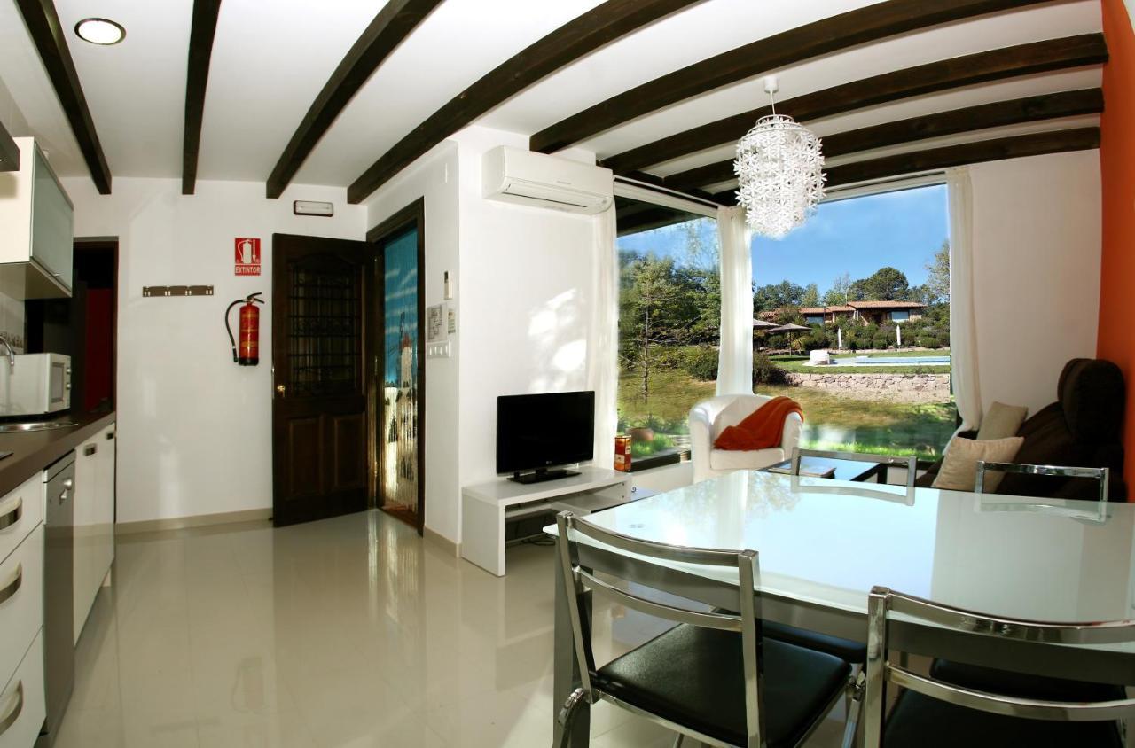 Apartamentos El Roble Valverde de la Vera Luaran gambar